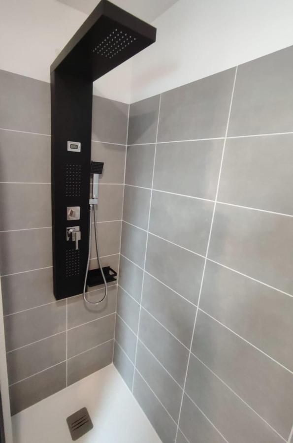 A L'Ombre Des Bois, Chambre Double Confort Neung-sur-Beuvron Екстериор снимка
